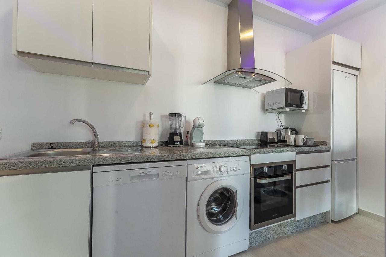 Pueblo Marinero Apt 3 *